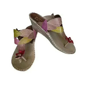 L'artiste By spring step CAROLYN Floral sandals SIZE 38 /  7.5-8 US